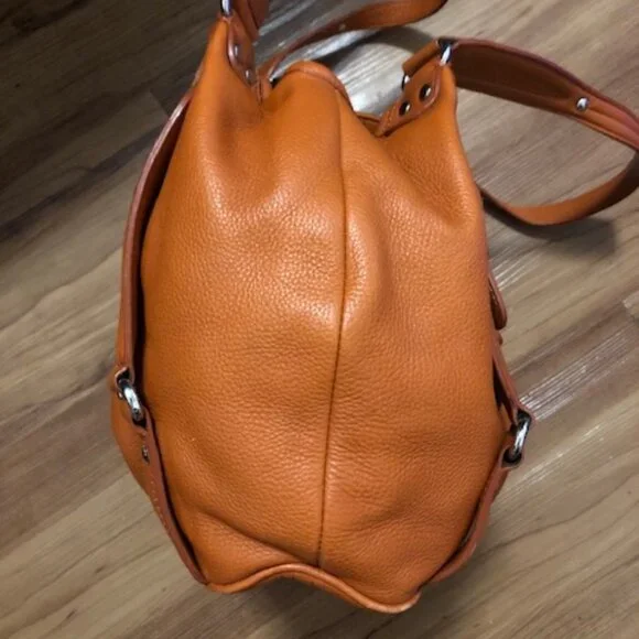 Michael Kors Leather Hobo Bag EUC - Picture 7 of 16